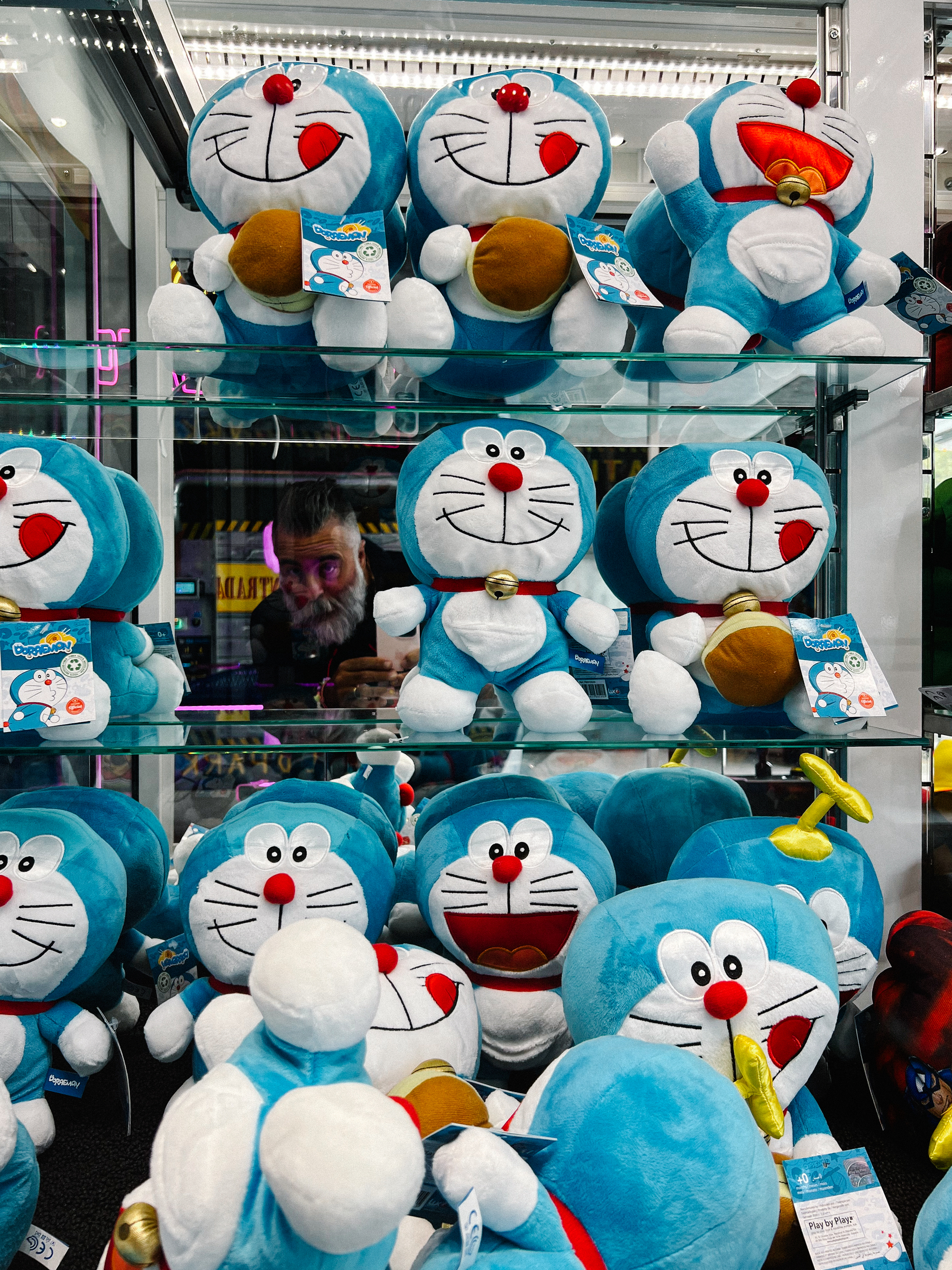 Doraemon plush toys. 